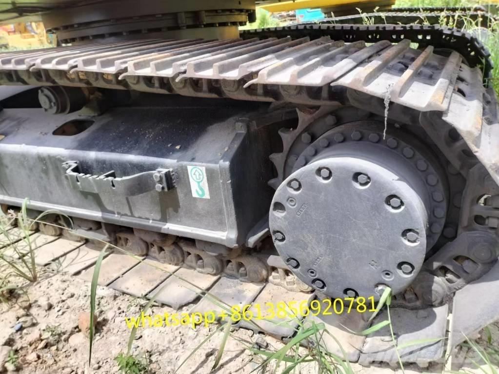 Hitachi ZX 240 Гусеничні екскаватори
