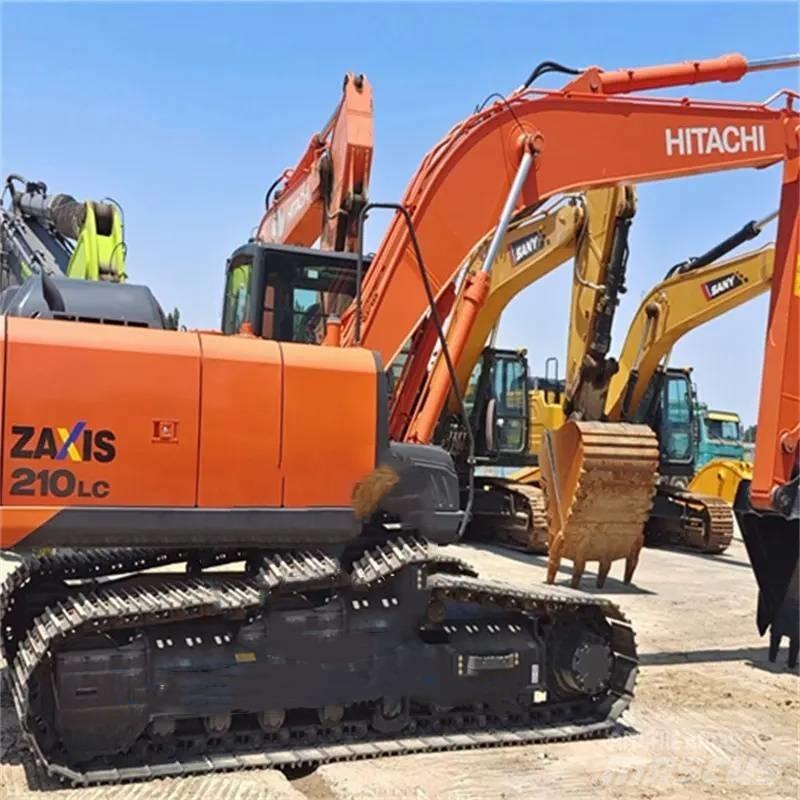 Hitachi ZX 210 Гусеничні екскаватори