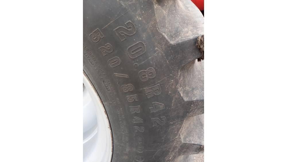 Case IH 8230 Зернозбиральні комбайни