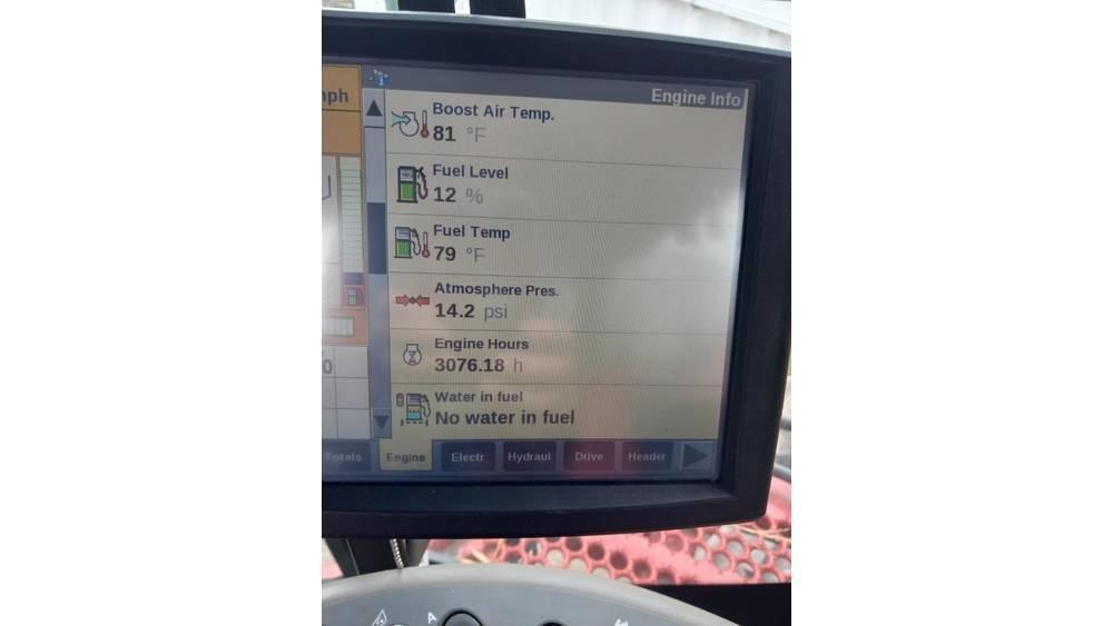 Case IH 8230 Зернозбиральні комбайни