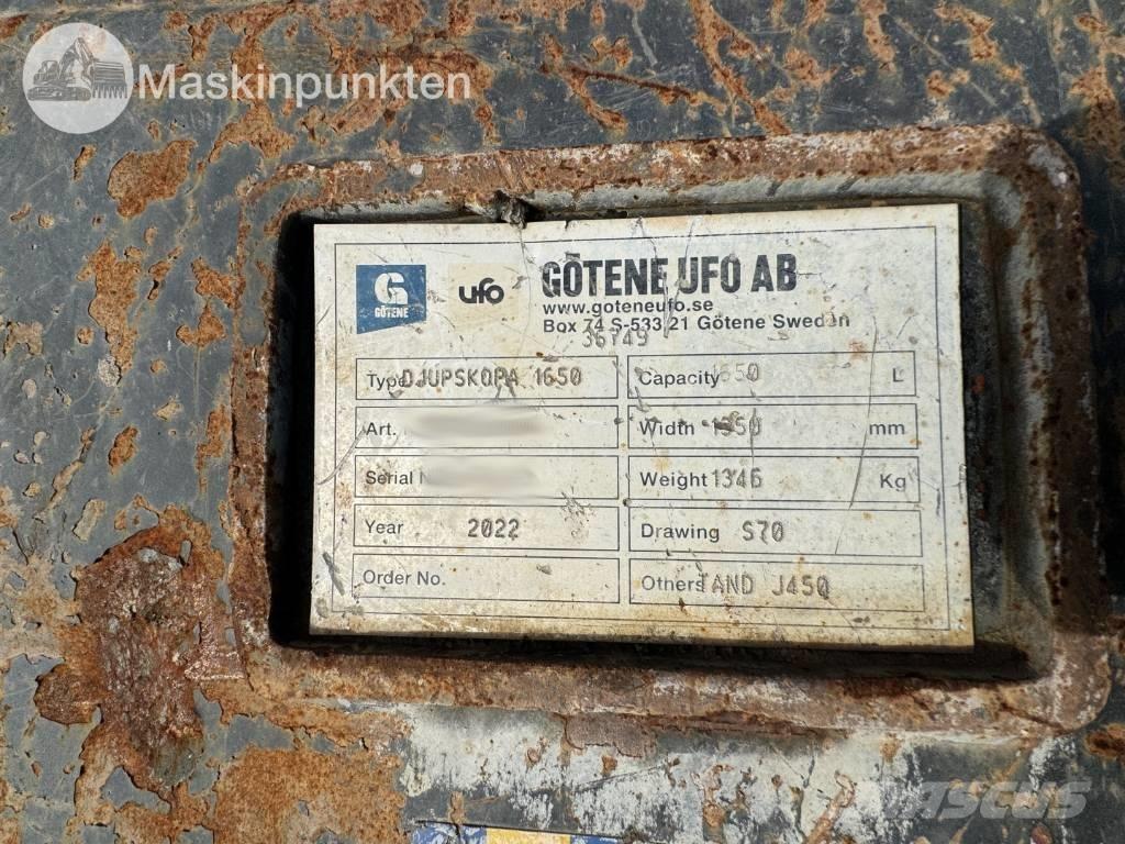 Doosan DX 300 LC Гусеничні екскаватори