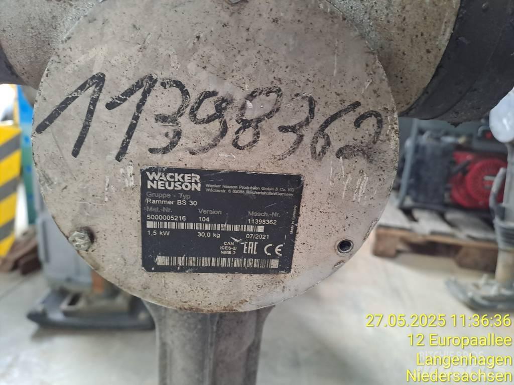 Wacker Neuson BS30 Трамбувальники