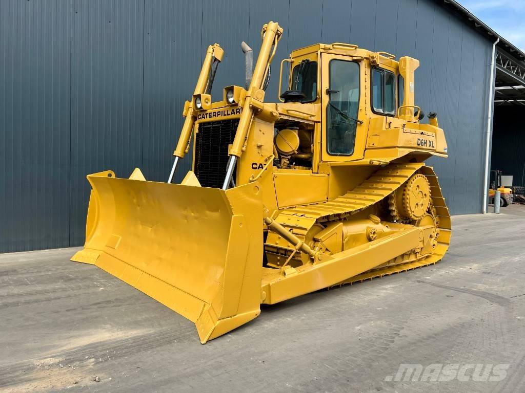 CAT D6H XL Гусеничні бульдозери