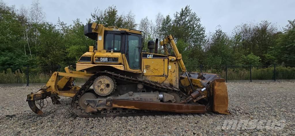 CAT D 6 R XL II Гусеничні бульдозери