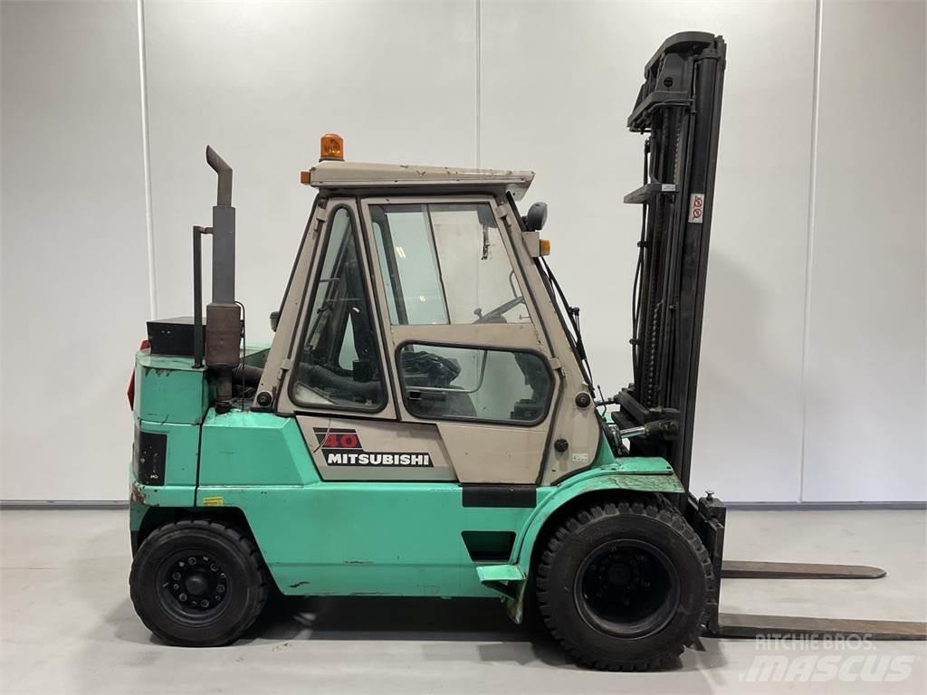 Mitsubishi FD40T Дизельні навантажувачі