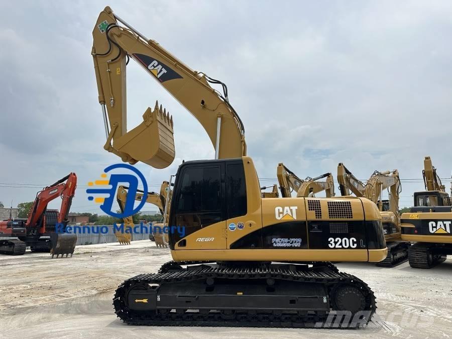 CAT 320 C L Гусеничні екскаватори