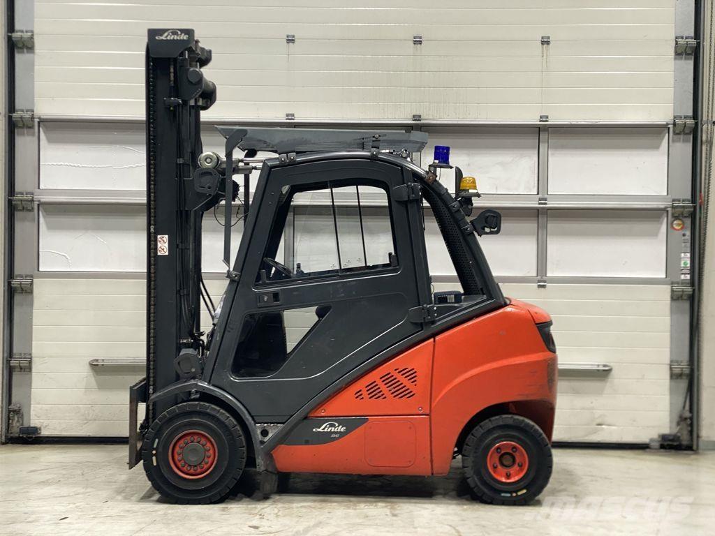 Linde H30D-02 Дизельні навантажувачі