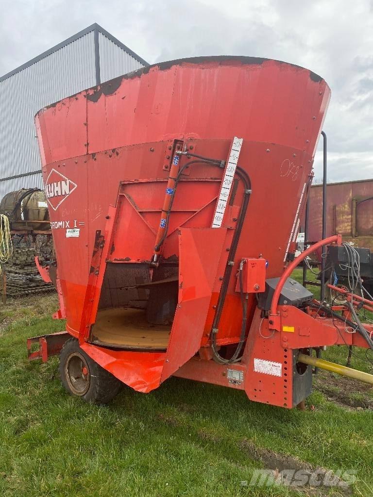 Kuhn EuroMix Завантажувачі змішувальних машин