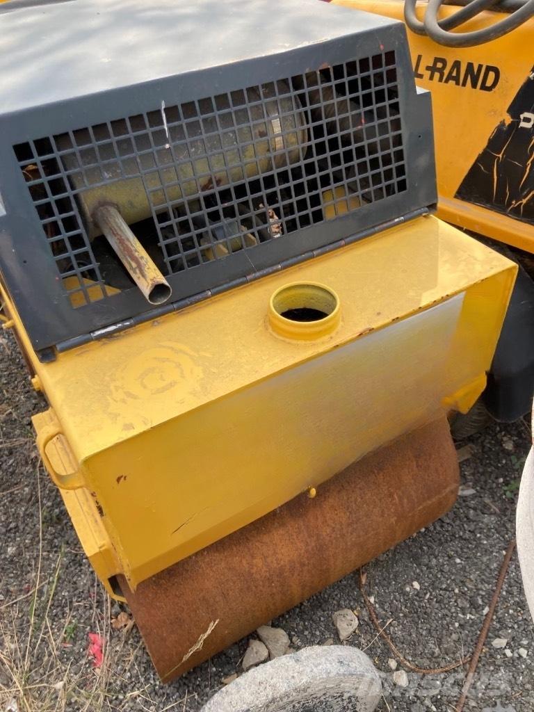 Bomag BW 75 AD Котки тротуарні