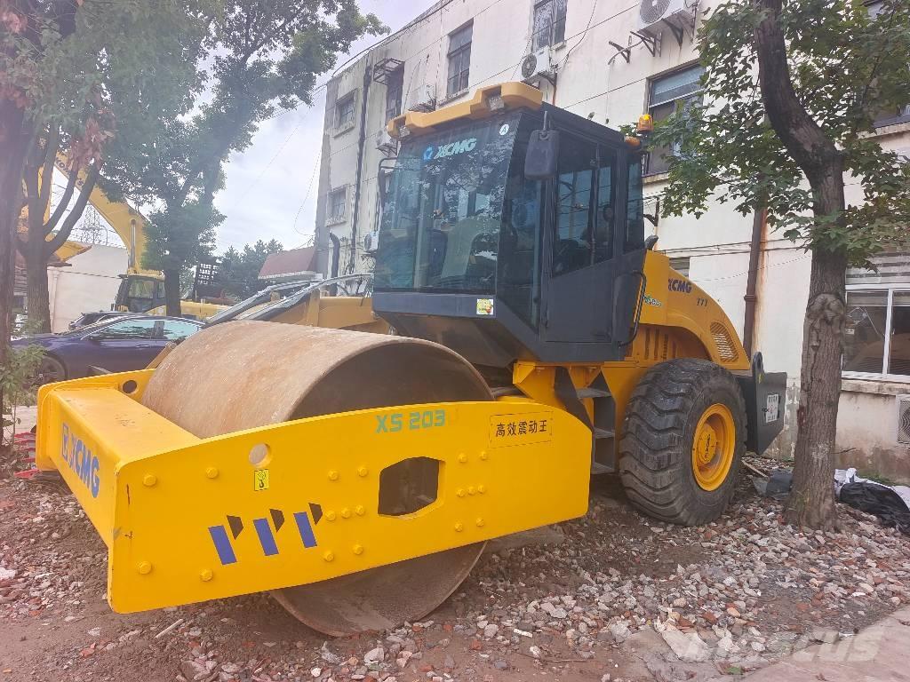 XCMG XS203J Грунтові котки