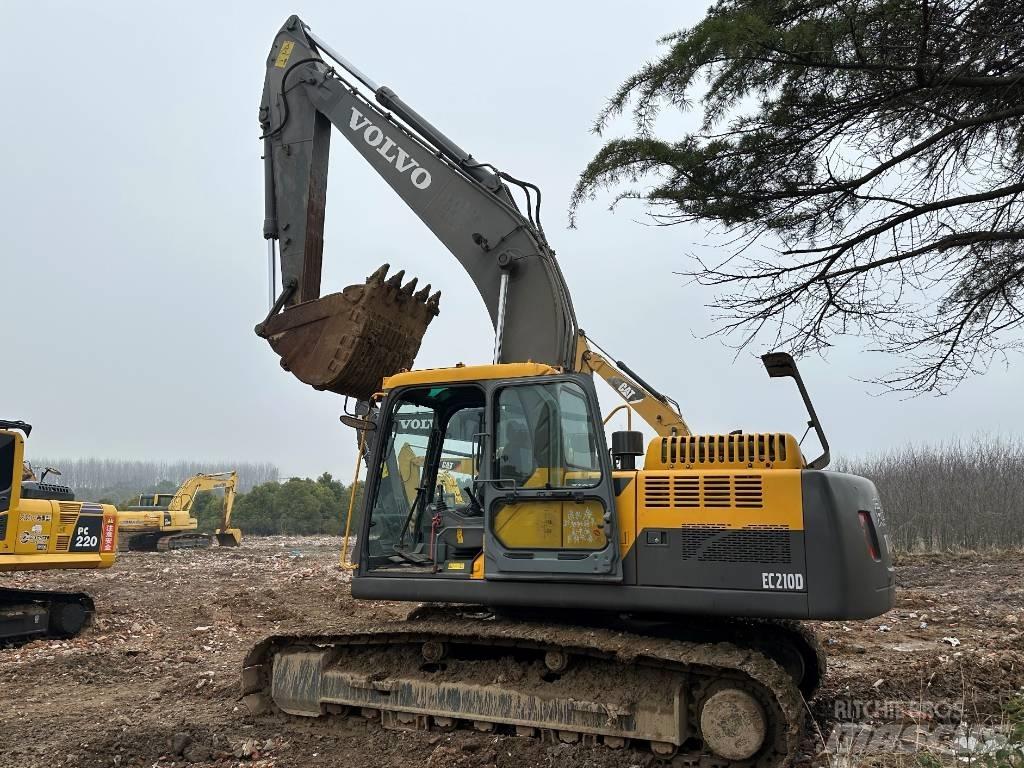 Volvo EC 210 Гусеничні екскаватори