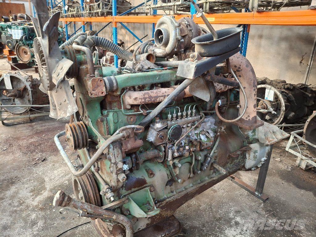 Volvo TD120A Двигуни