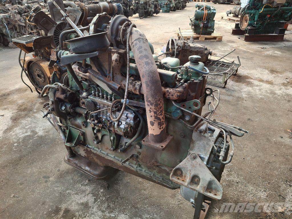 Volvo TD120A Двигуни