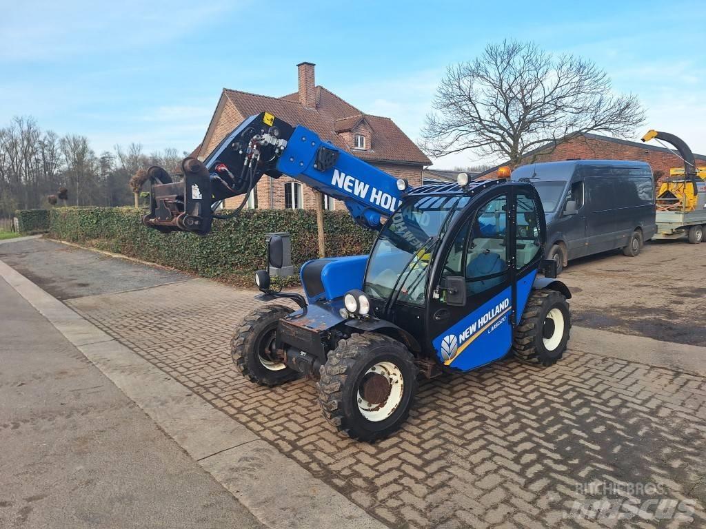 New Holland LM 5020 Телескопічні навантажувачі