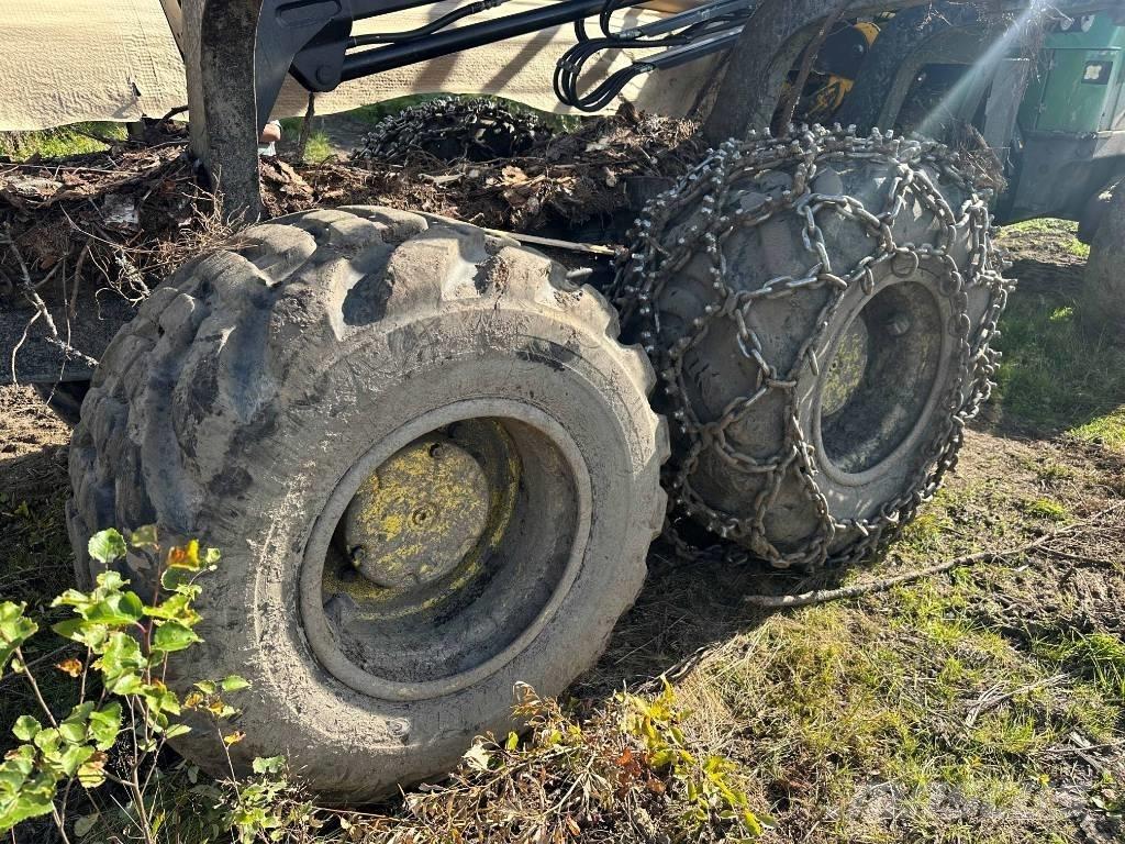 John Deere 1210 E Форвардери
