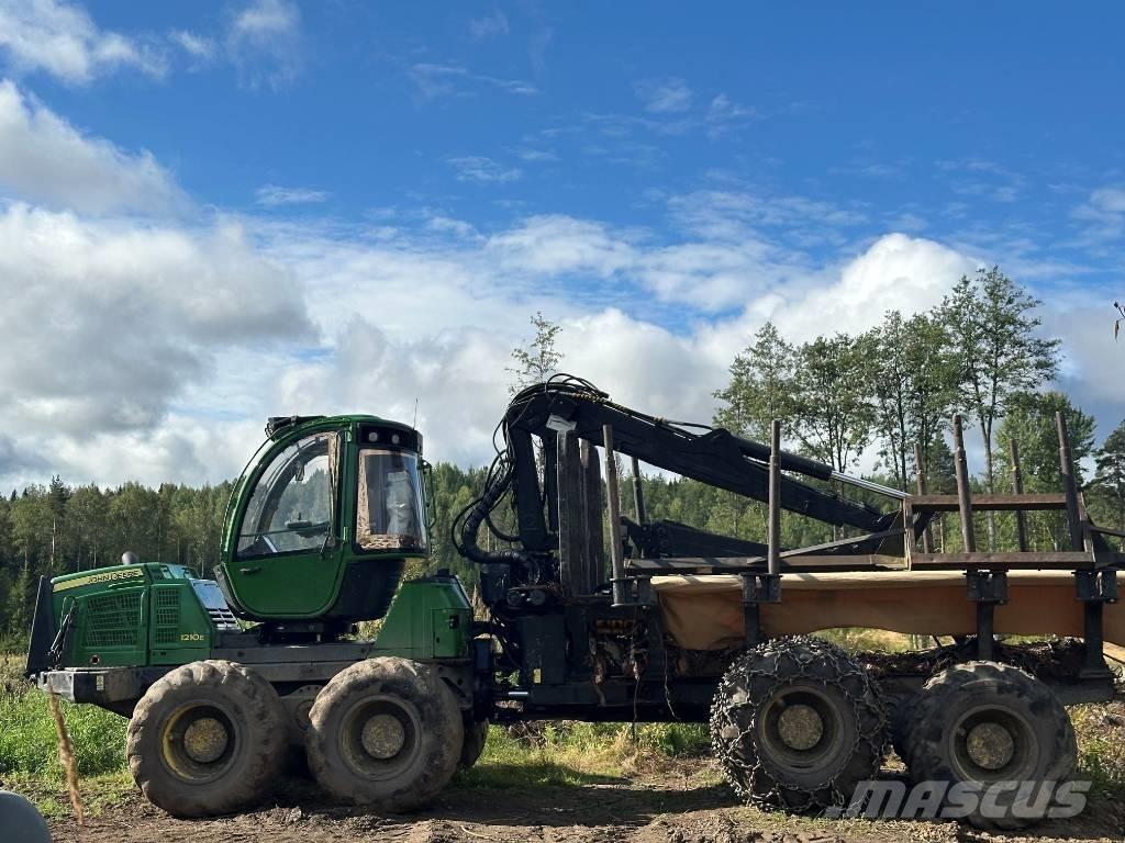 John Deere 1210 E Форвардери