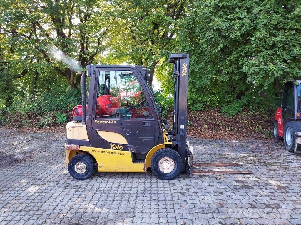 Yale GLP 25VX Газові навантажувачі