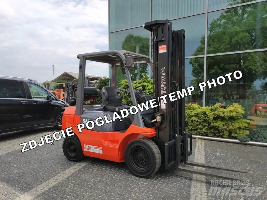 Toyota 42-7FGF20 Газові навантажувачі