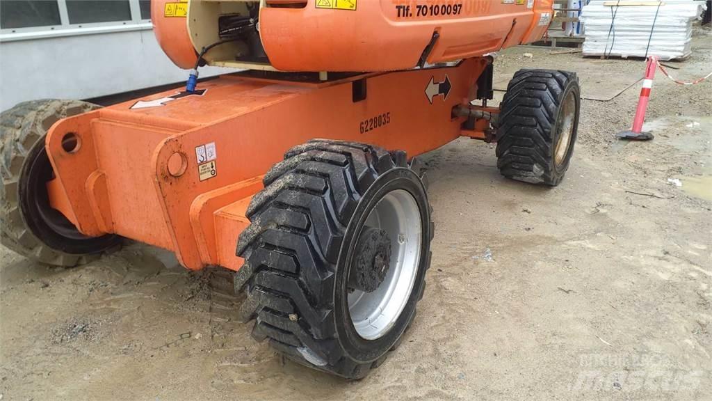 JLG 860SJ Телескопічні підйомники