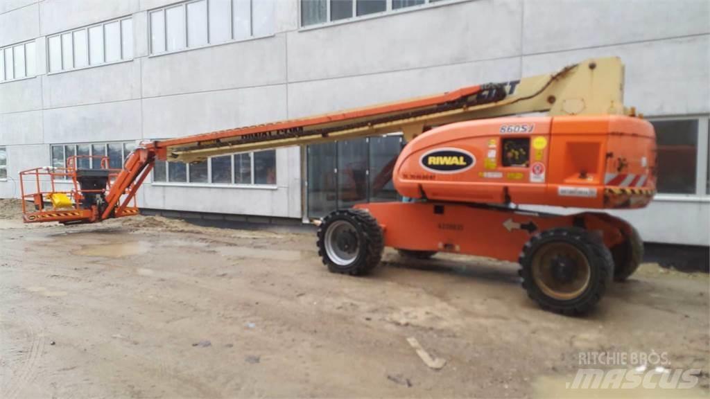 JLG 860SJ Телескопічні підйомники