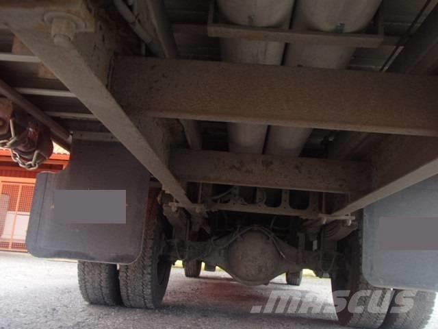 Hino 195 Вантажівки-платформи/бокове розвантаження