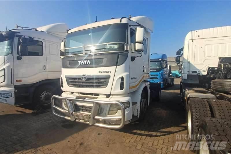 Tata PRIMA 4X2 Вантажівки / спеціальні