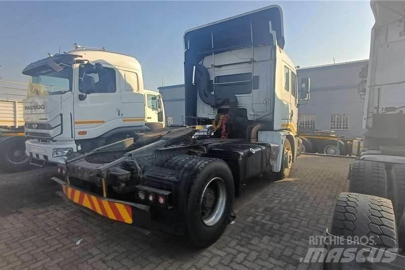 Tata PRIMA 4X2 Вантажівки / спеціальні