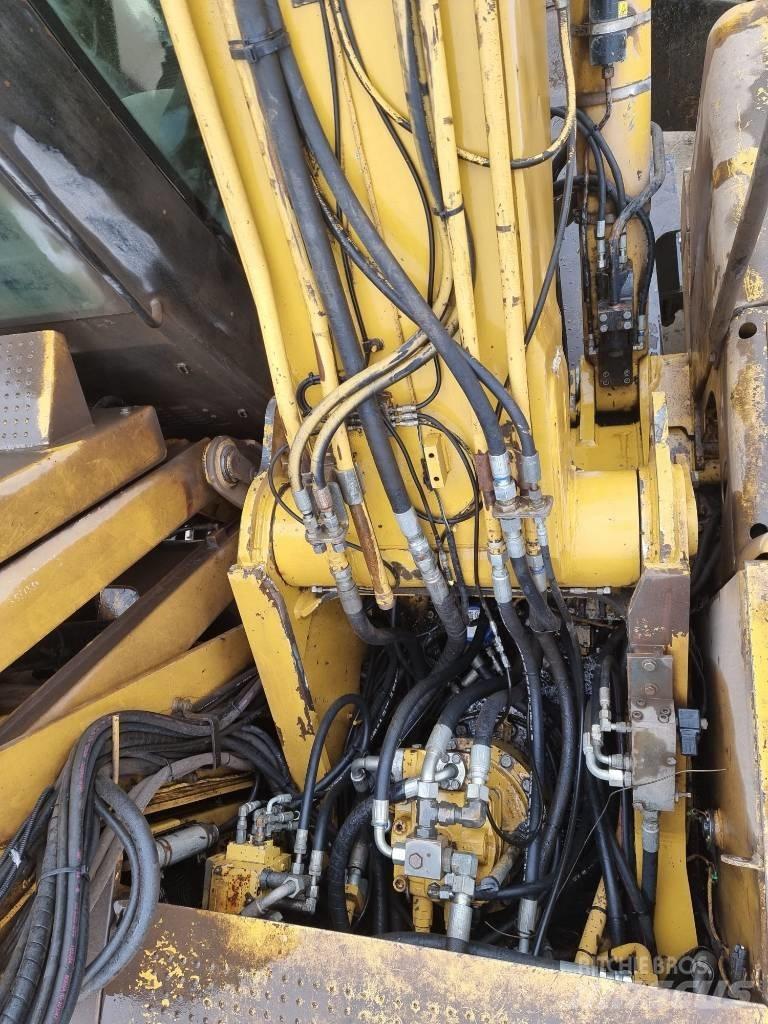 CAT M 325 D L MH Перевантажувачі металобрухту/промислові навантажувачі