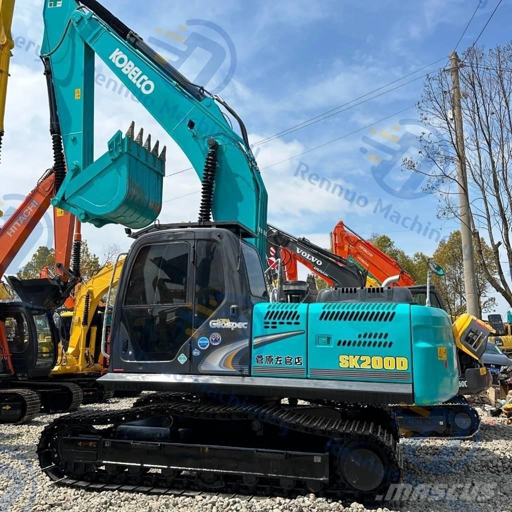 Kobelco SK 200 Гусеничні екскаватори