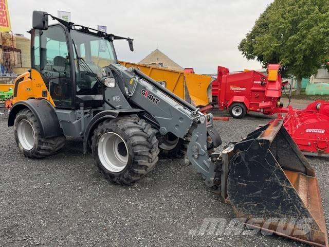 GiANT V 761 T Телескопічний навантажувач