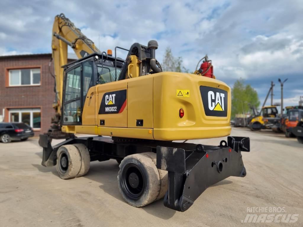 CAT MH 3022 Перевантажувачі металобрухту/промислові навантажувачі