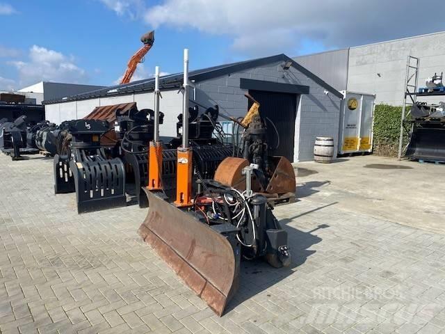 Takeuchi TL 230 Міні-навантажувачі