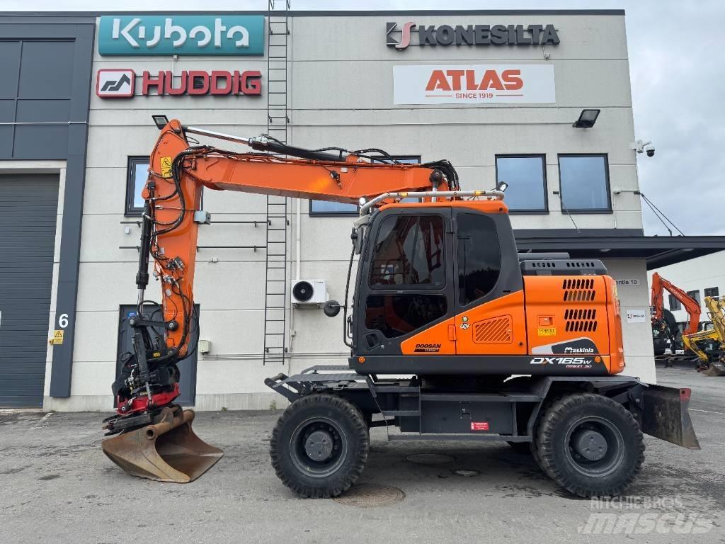 Doosan DX 165 W-5 Колісні екскаватори
