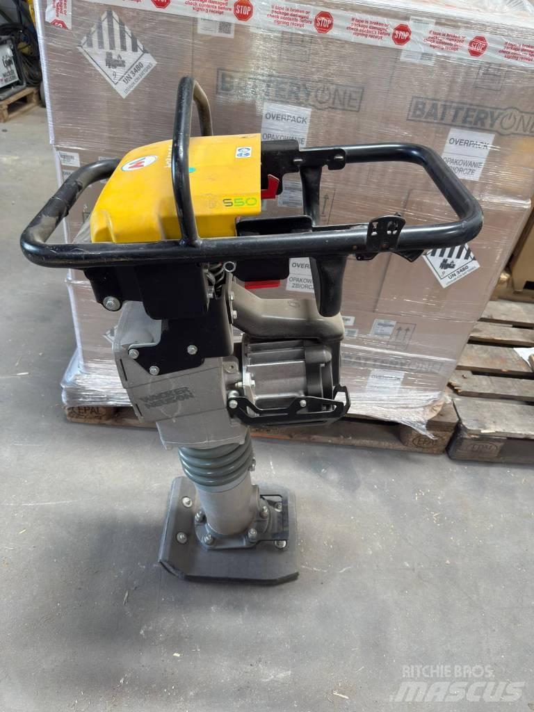 Wacker Neuson AS50e Трамбувальники