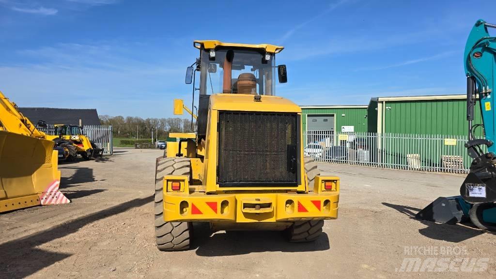 CAT 938 H Фронтальні навантажувачі
