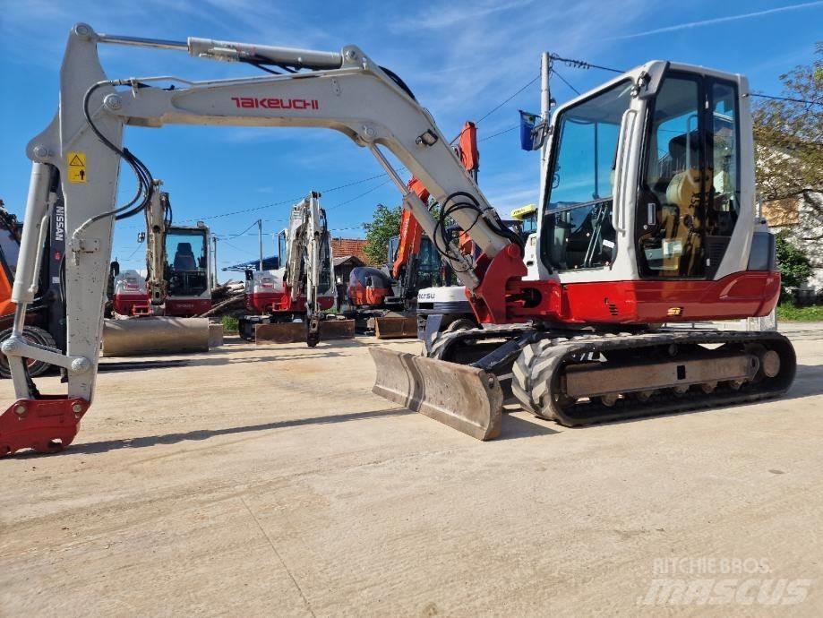 Takeuchi TB250 Міні-екскаватори < 7т