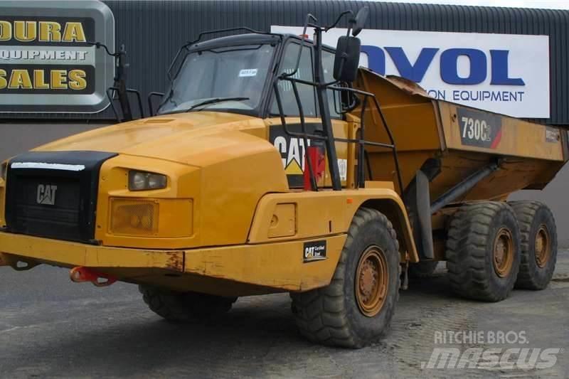 CAT 730C2 Зчленовані самоскиди