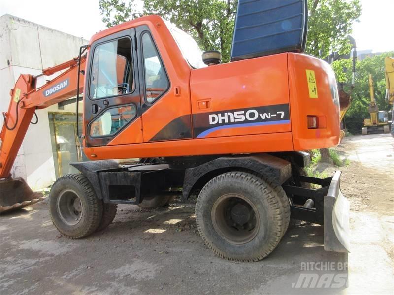 Doosan DH150W-7 Колісні екскаватори