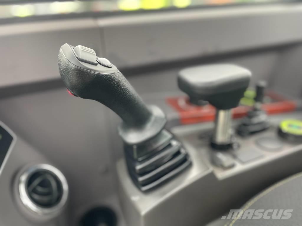 Zoomlion ZE 55 GU Гусеничні екскаватори