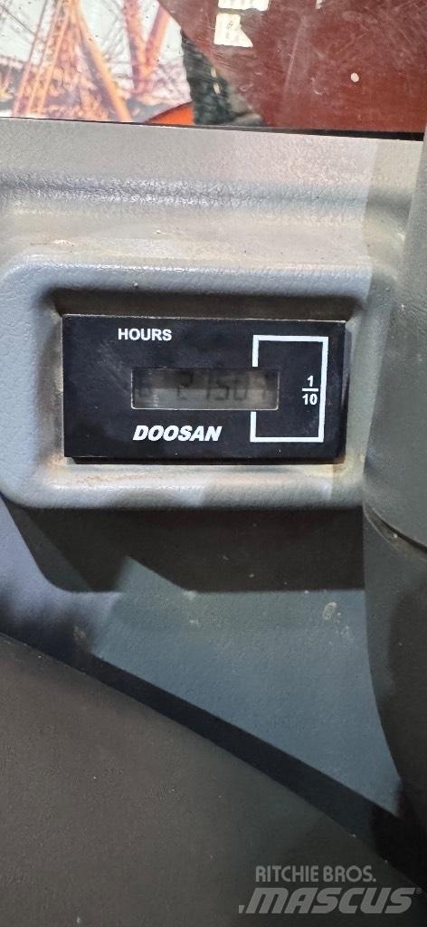Doosan DX 140 LCR-5 Гусеничні екскаватори