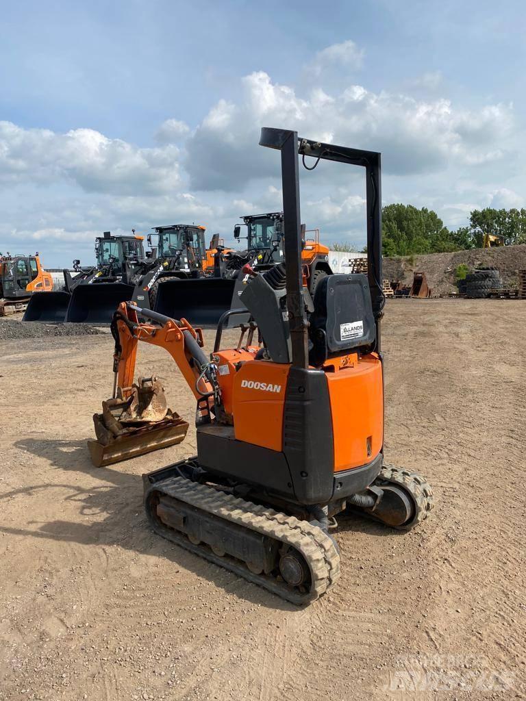Doosan DX 10 Z Міні-екскаватори < 7т
