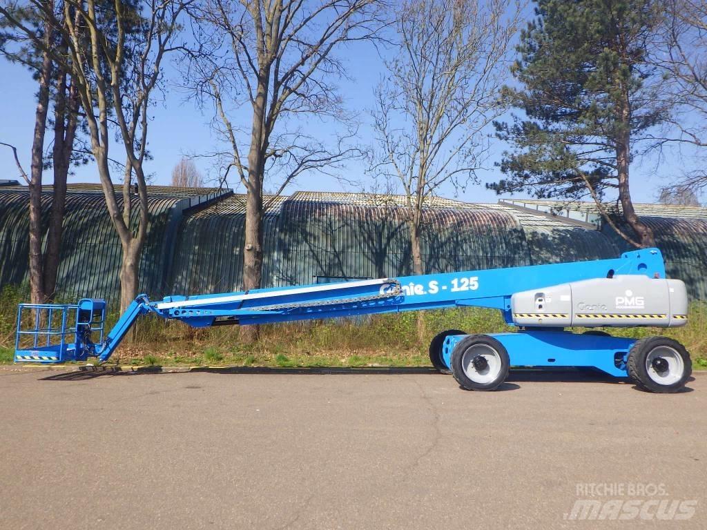 Genie S125 Телескопічні підйомники
