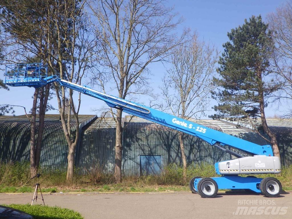 Genie S125 Телескопічні підйомники
