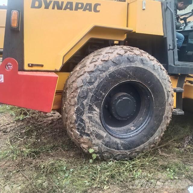 Dynapac CA 25 D Грунтові котки