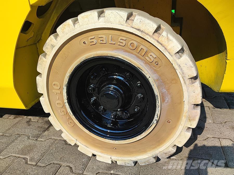 Hyundai 35L-7A Газові навантажувачі