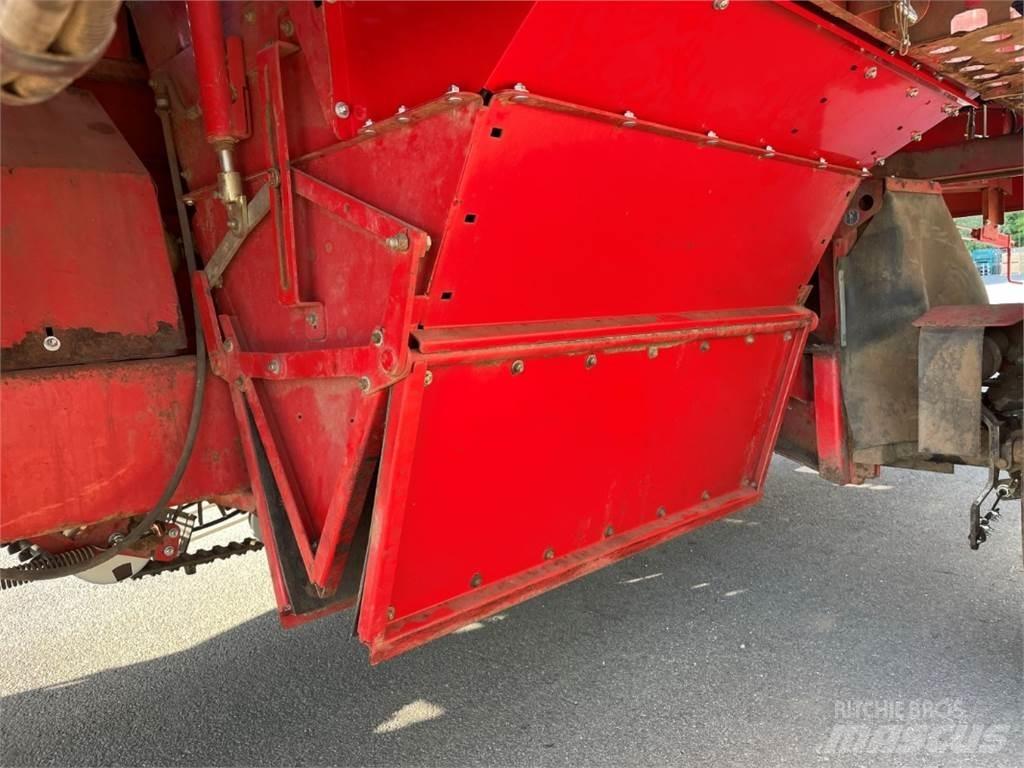 Grimme SE 140 SB Картоплезбиральні комбайни