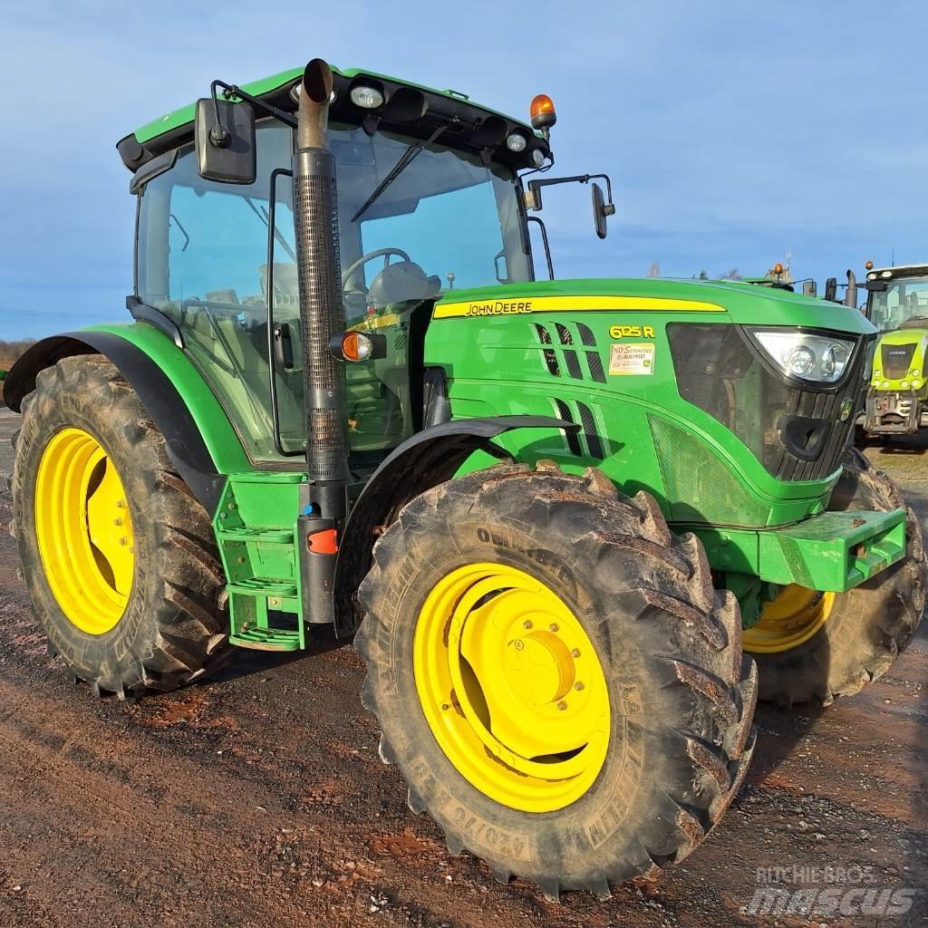 John Deere 6125R Трактори