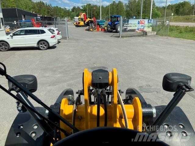 JCB 409 Фронтальні навантажувачі