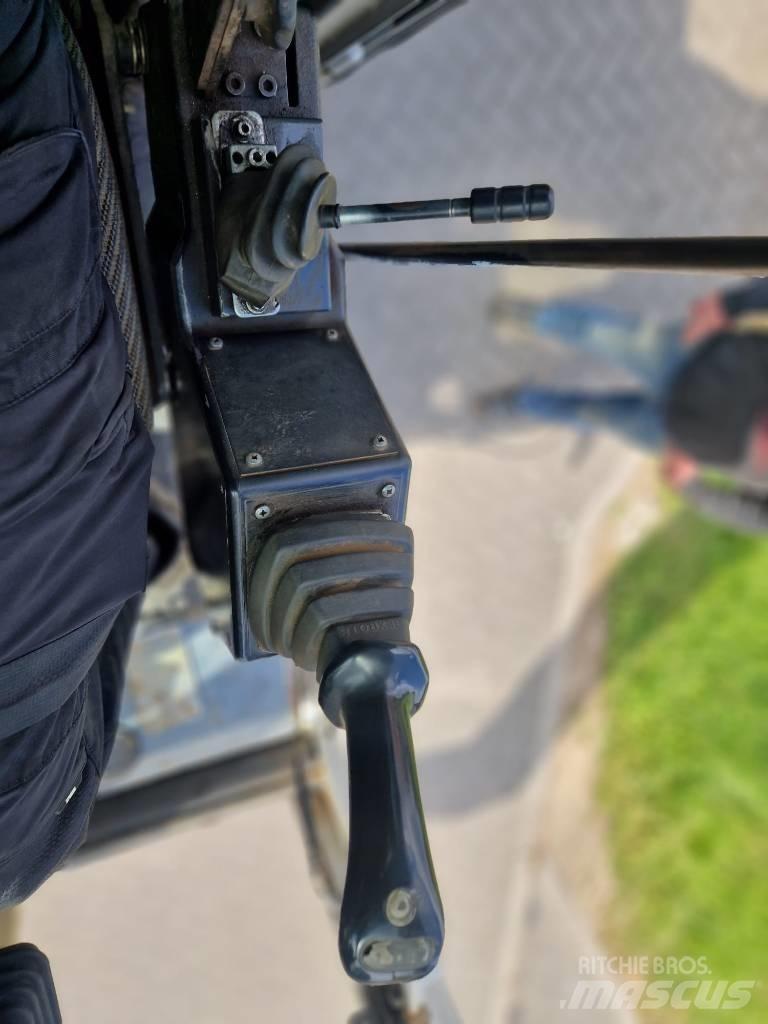 Fuchs MHL 331 Перевантажувачі металобрухту/промислові навантажувачі