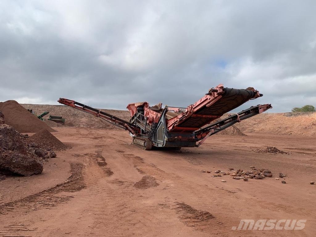 Sandvik QE 341 Мобільні грохоти